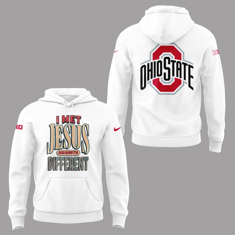 Back at Ohio State, J.T. Tuimoloau makes a statement in the ‘I MET JESUS AND NOW I’M DIFFERENT’ - Ohio State Buckeyes Hoodie I Met Jesus - White, 100% Cotton, 2-Side Printed Shirt