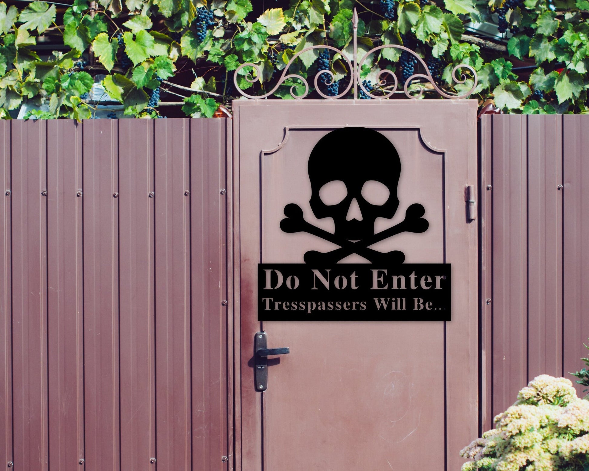 Skull Room Sign, Custom Metal Sign, Door Plaque, Name Plaque, Do Not Enter Sign, Beware Sign, Trespassing Sign, Name Sign, Door Decor